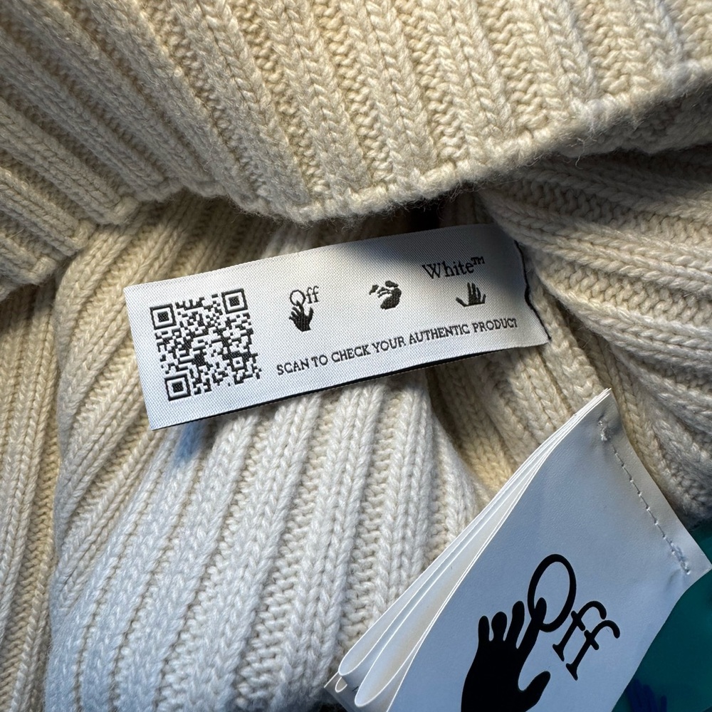 Off White by Virgil Abloh basic crewneck sweater … - image 10